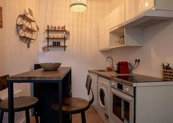 Hawai Wifi Hypercentre Arenes ニーム